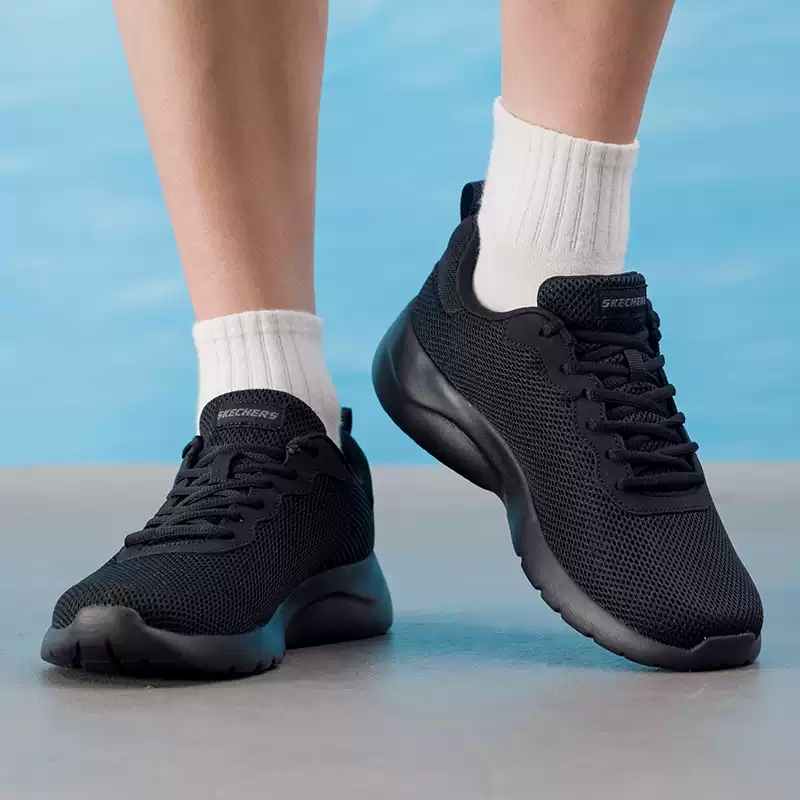 Sepatu Pria Skechers, Sepatu L - Lightweight Road Running Shoes ulasan dan harga