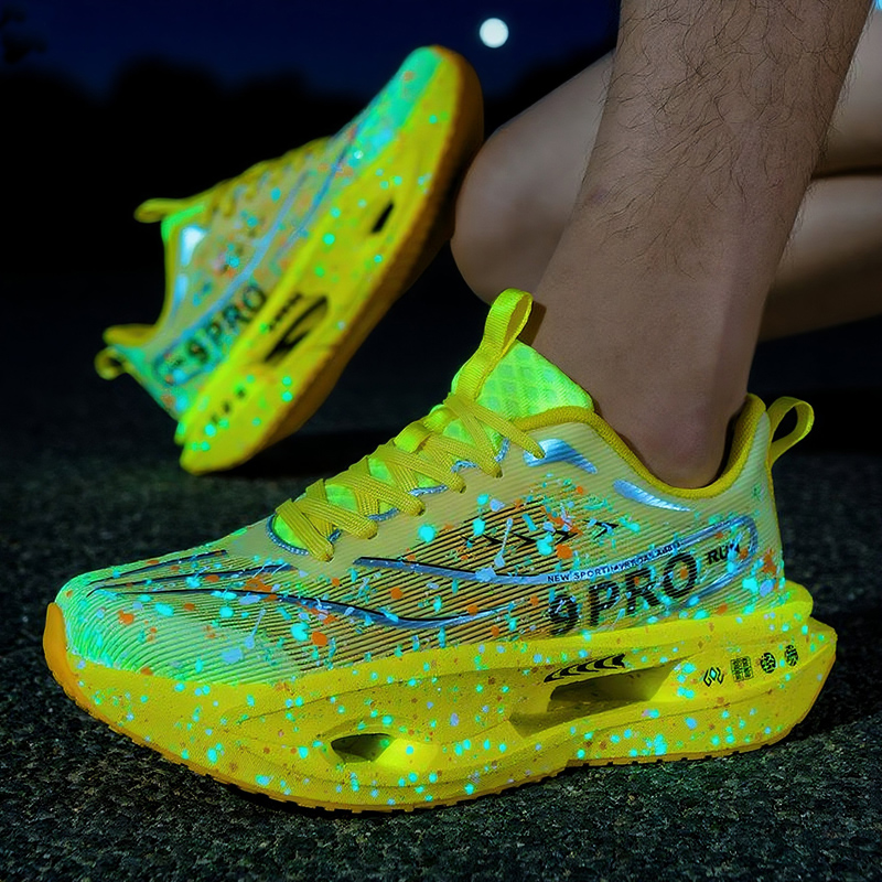 Sepatu Lari Pria dengan Bantal - Reflective Night Running Shoes ulasan dan harga