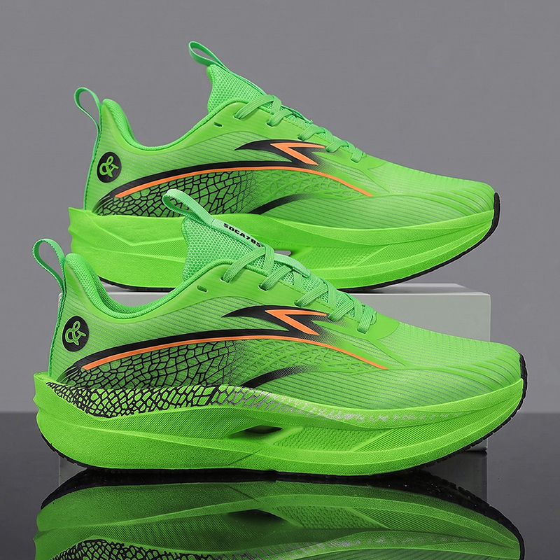 Sepatu Lari dengan Sol Karbon  - Carbon Plate Marathon Racing Shoes ulasan dan harga